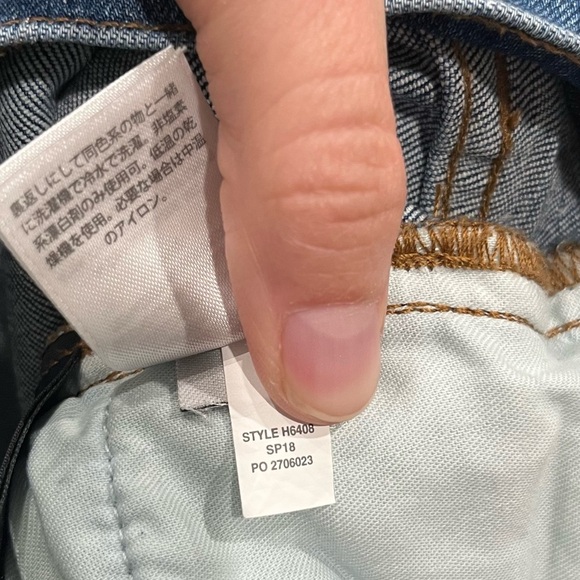 J. Crew Jeans Women's 27 Raw Hem Slim Broken In Boyfriend Distressed H6408 - Picture 8 of 9